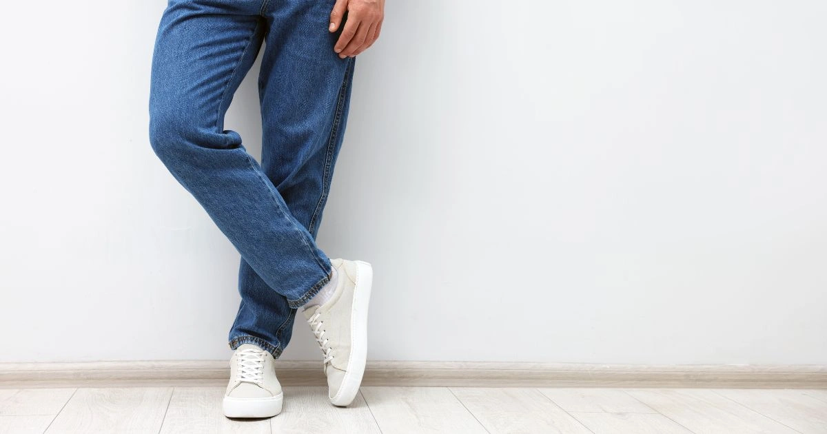 Best Casual Men’s Shoes To Wear With Jeans: Top 6 Picks And Style Guide